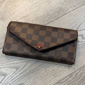 Louis Vuitton wallet vintage boho
